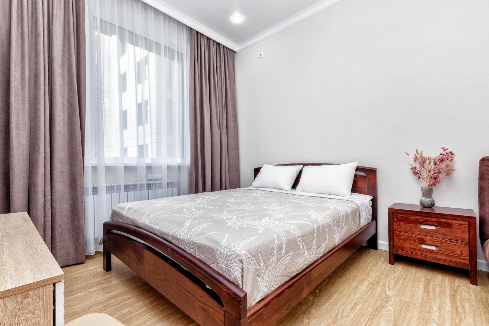 Business Class Residential Complex Expo Boulevard 阿斯坦纳 外观 照片