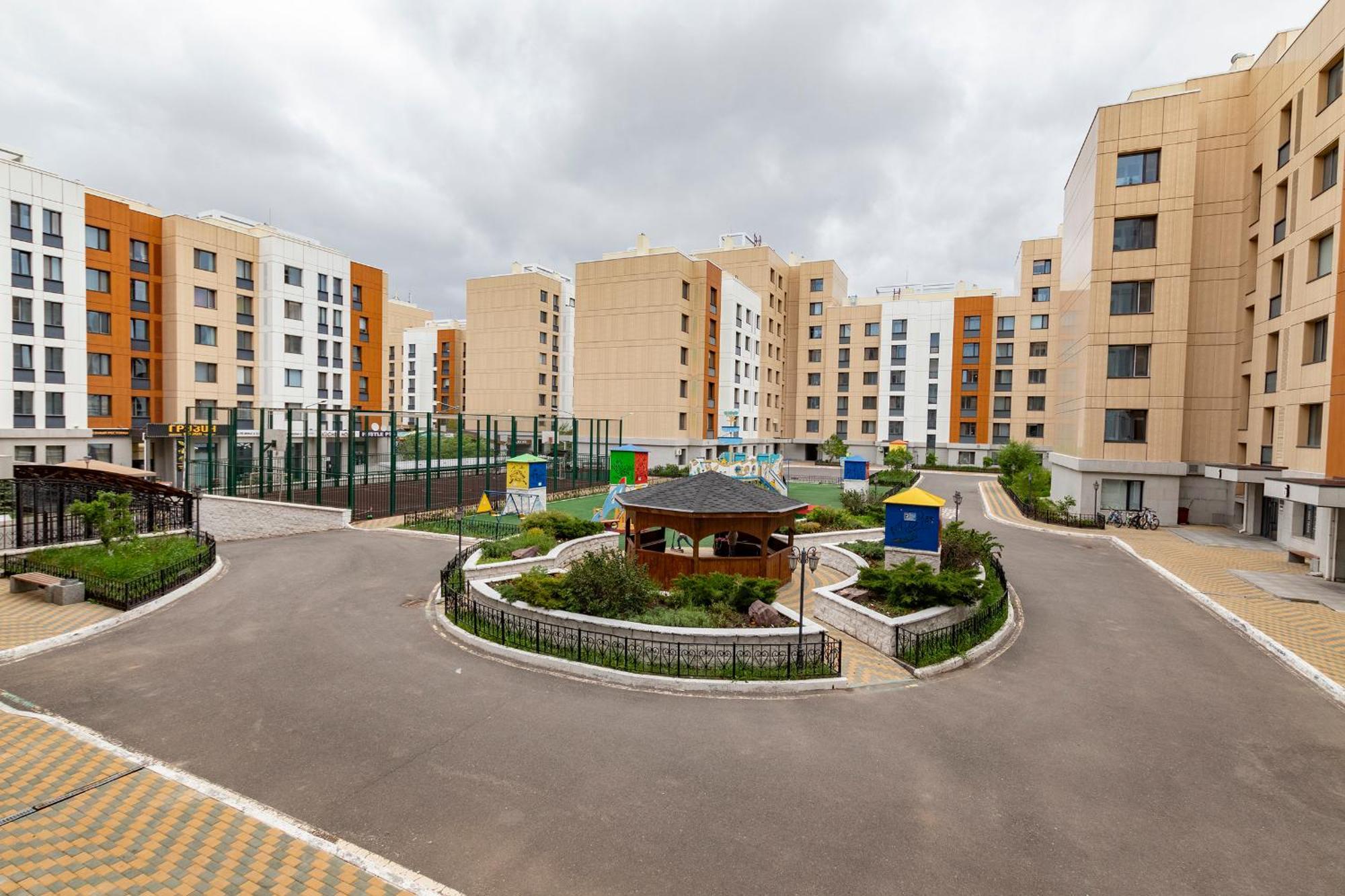 Business Class Residential Complex Expo Boulevard 阿斯坦纳 外观 照片